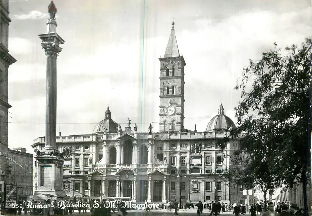 Roma - Basílica S. M. Maior — Calzaturi Lisan, n° 352 - Frente