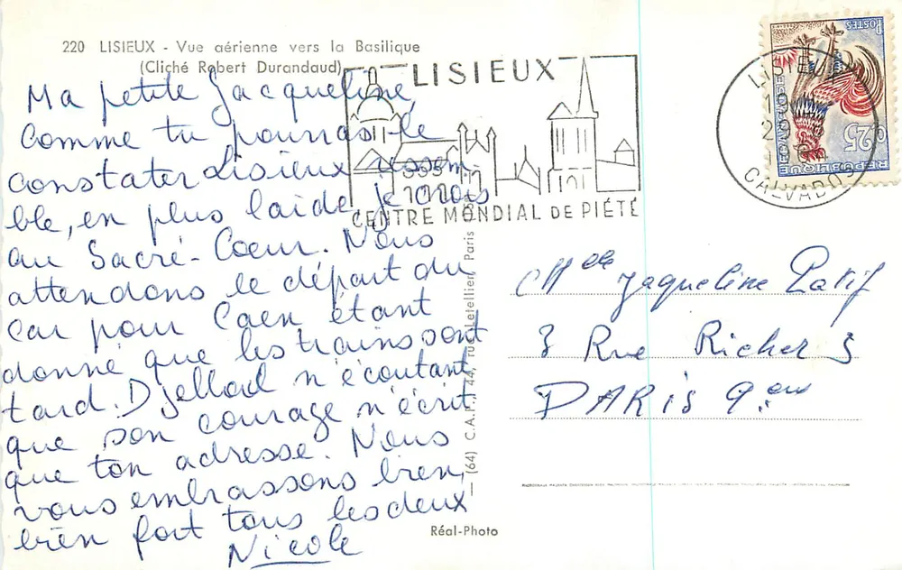 Lisieux — Vue aérienne vers la Basilique du Sacré-Cœur — Cliché Robert Durandaud - Verso