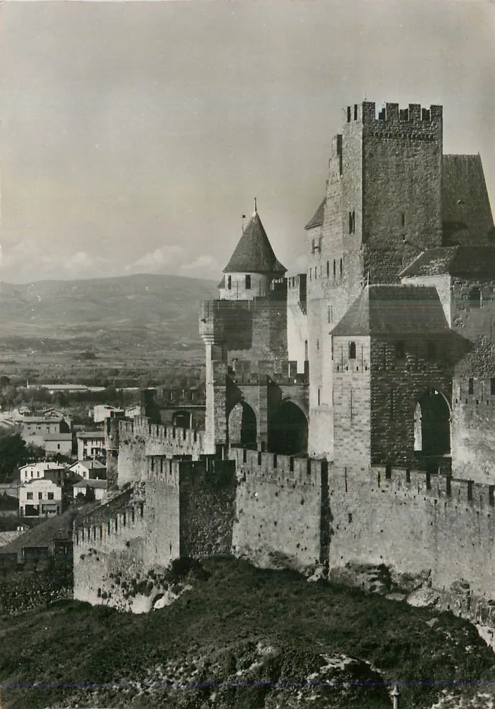 Carcassonne (Aude) — Verteidigungen der Aude-Tür — Historischer Werbeservice - Vorderseite