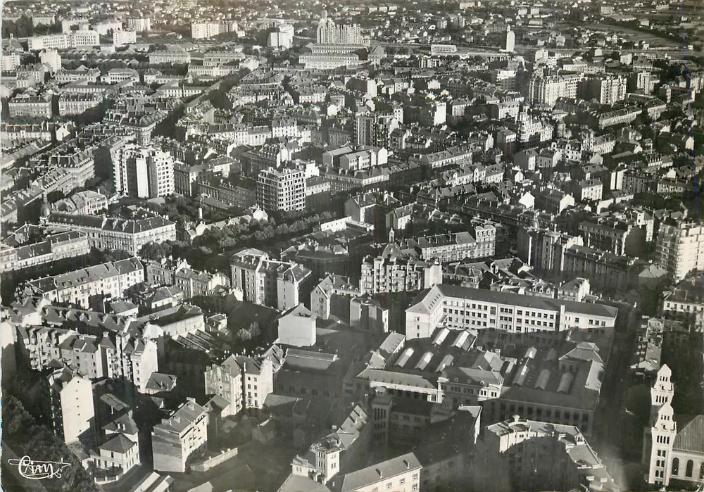 Vista aérea panorâmica de Grenoble — editor Ray-Delvert, série 2A - Frente