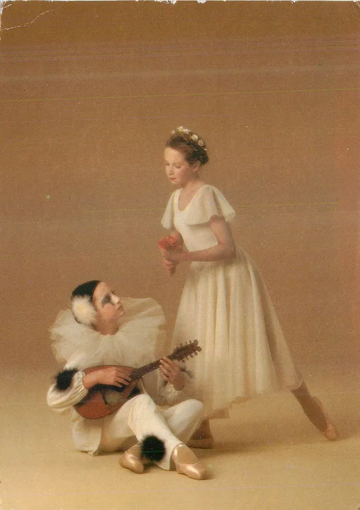 Tancerze — scena teatralna — Interlude, Paryż - Awers