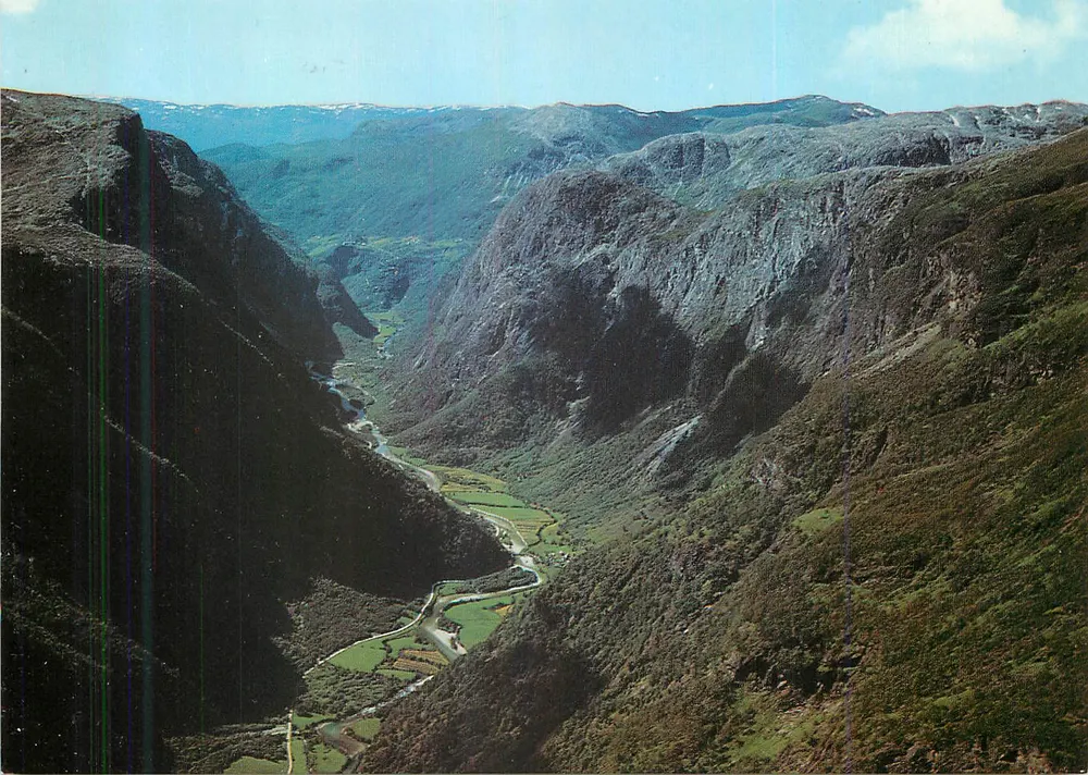 Tal von Nærøydalen — Aussicht auf Stalheim — Verleger Normann, Nr. 0-55-51 - Vorderseite