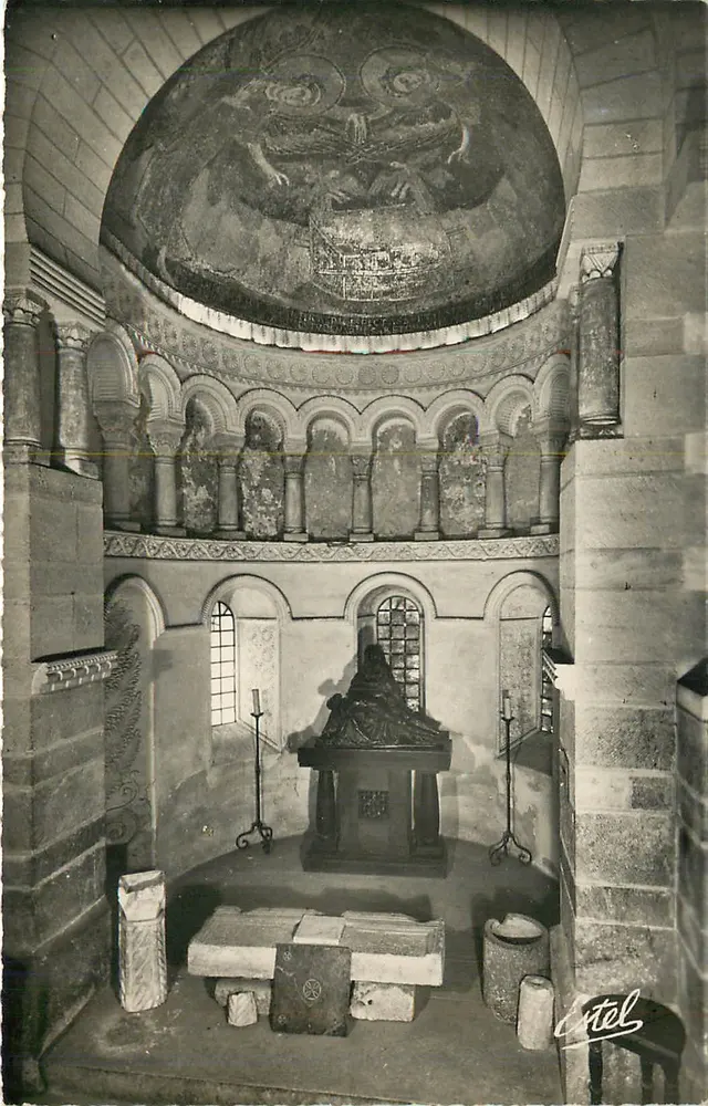 A Igreja de Germigny-des-Prés — A Abside Oriental (século IX) — Edições de LUXE « ESTEL » - Verso