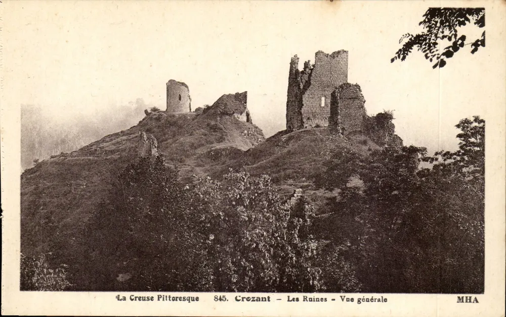 As Ruínas - Vista geral — Crozant — La Creuse Pittoresque 845 — MHA - Frente