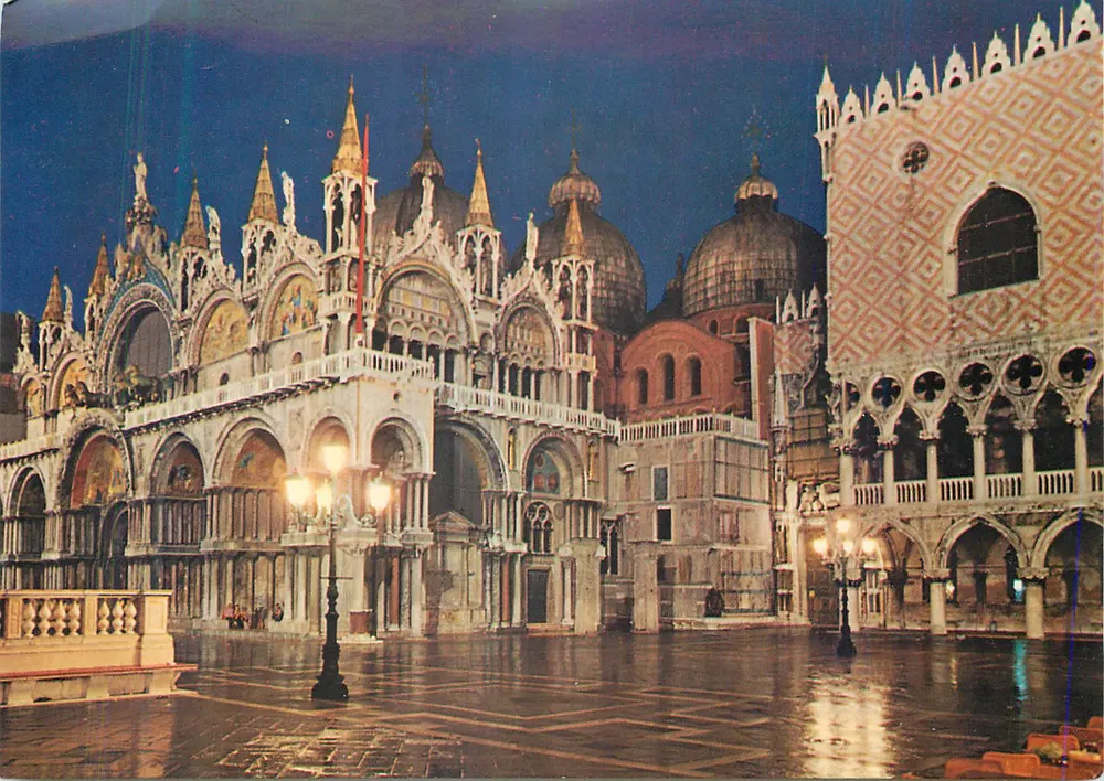 Vêneto — Vista noturna da basílica de São Marcos — Edição Angelo Garbizza, série VE 235 - Frente