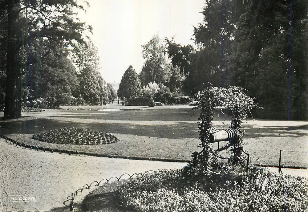 Jardim Botânico — Tours (Indre-et-Loire) — Edições « La Cigogne » - Frente