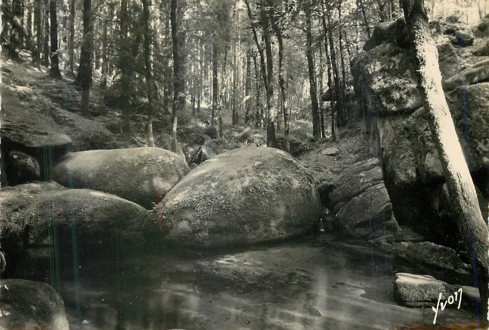 Huelgoat (Finistère) — La mare aux sangliers — Éditions d'Art YVON - Recto