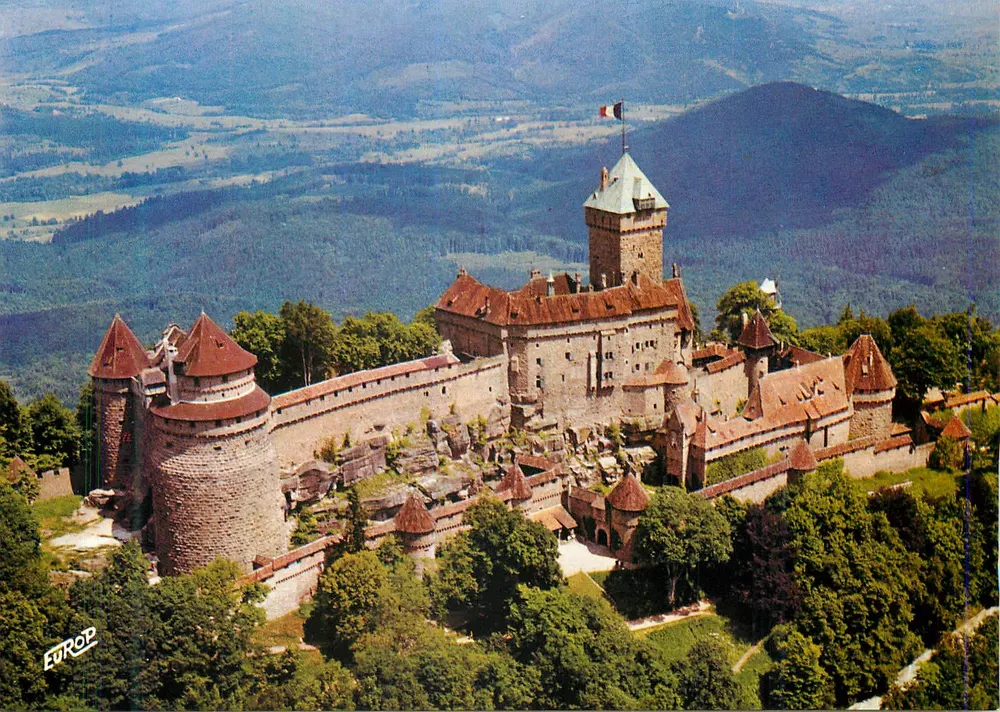 Castelo de Haut-Koenigsbourg — vista aérea — Edição da Europa, Pierron - Frente