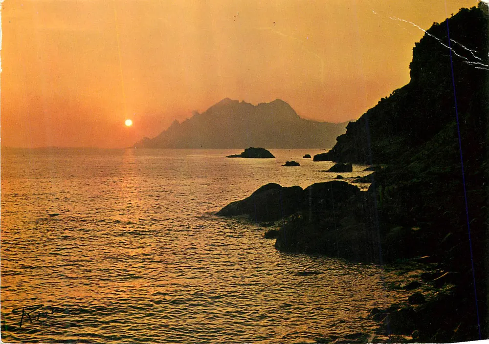 Pôr do sol — A Corça inesquecível — Éditions Erbalunga - Frente