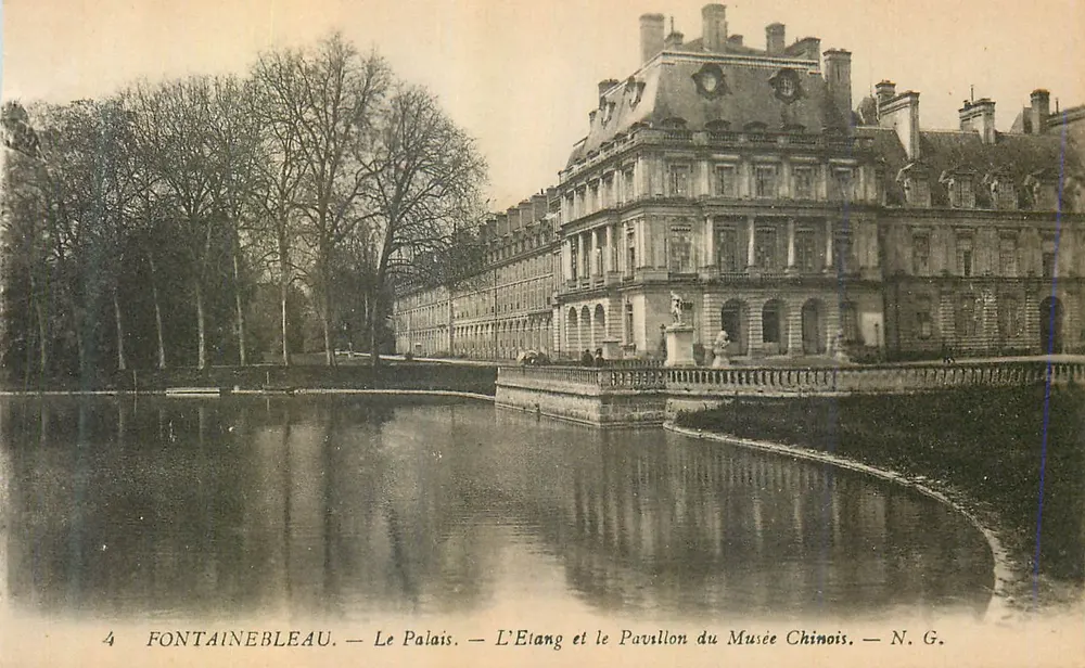Fontainebleau — Das Schloss, der See und das Pavillon des chinesischen Museums — N.G. - Vorderseite
