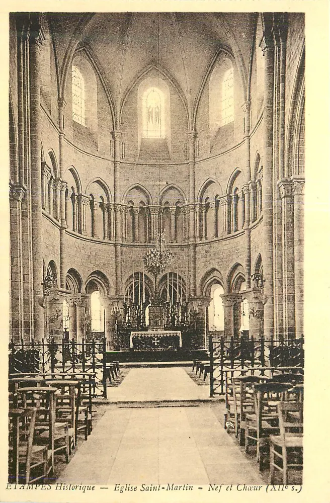 Étampes — Kirche Saint-Martin — Kirchenschiff und Chor (12. Jahrhundert) - Vorderseite