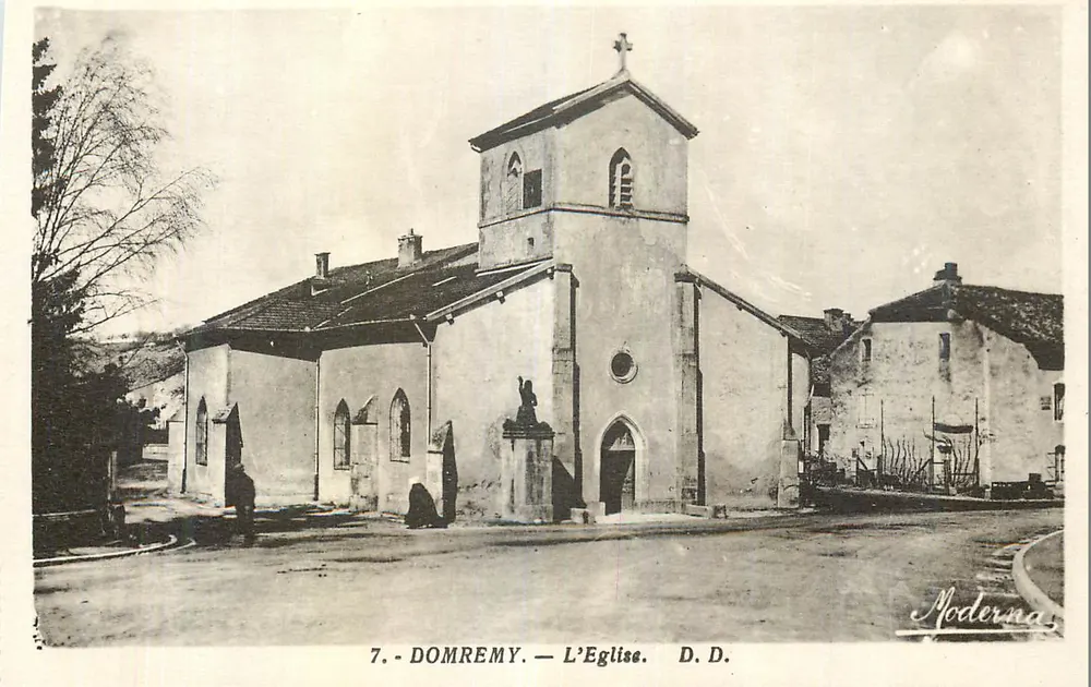Domremy — A Igreja — Moderana - Frente