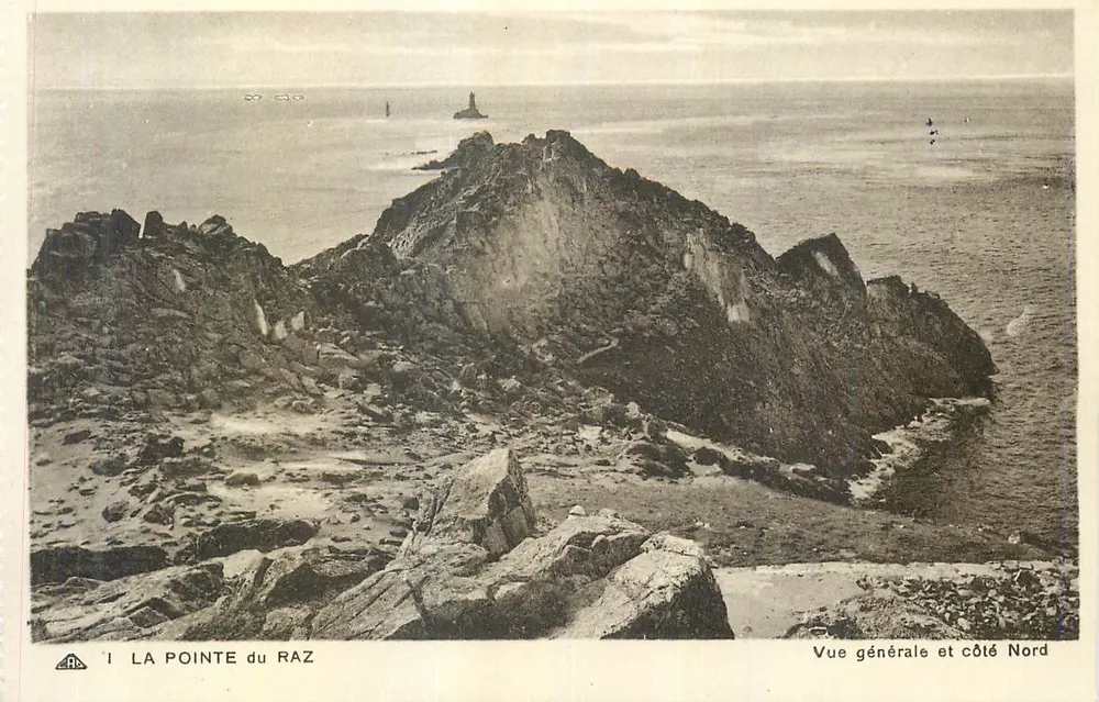 La Pointe du Raz — Vue générale côté Nord — Éditeur : Cie des Arts Photomécaniques, Strasbourg - Recto