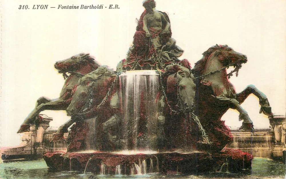LYON — Fontaine Bartholdi — E.R. n°310 - Frente