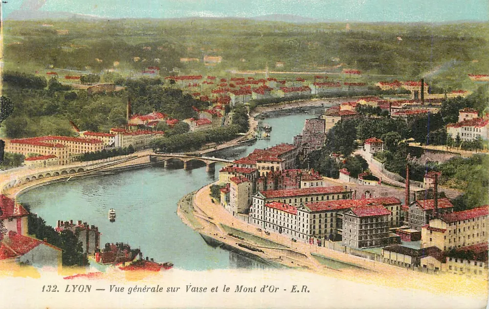 LYON — Vue générale sur Vaise et le Mont d'Or — E.R. - Recto
