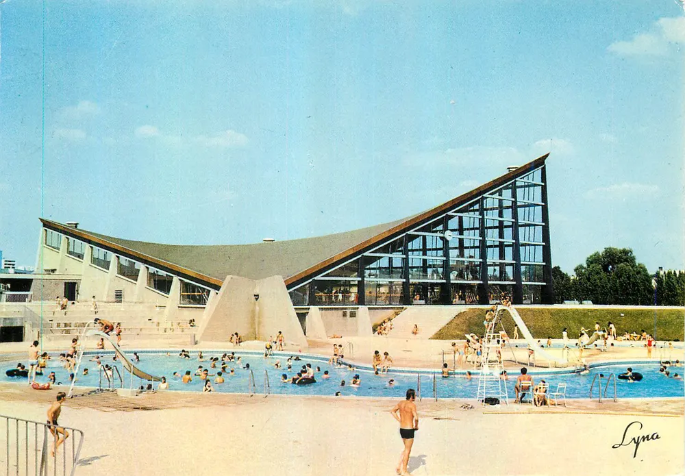 Piscine de Aulnay-sous-Bois — Éditeur Lyna — n° de série 1906 - Recto