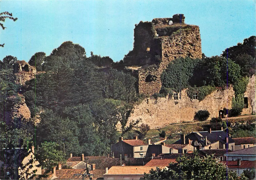 O castelo feudal — Talmont — Impressa na França, edição « Europa » n° 1162 - Frente