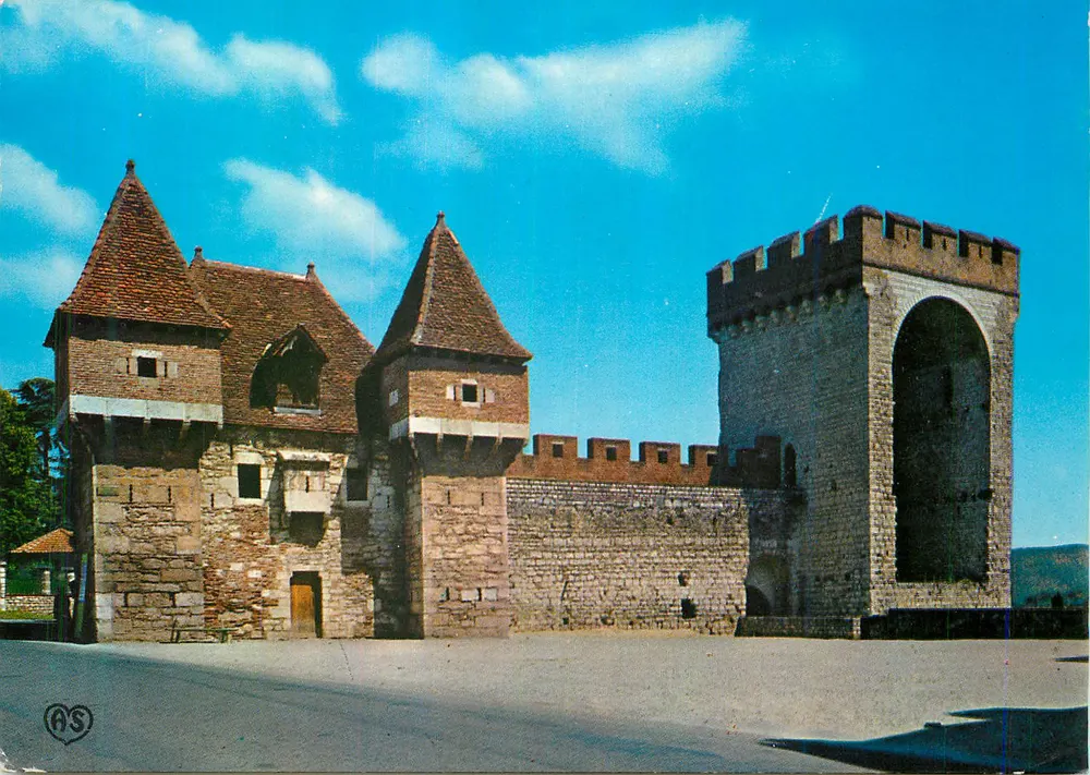 La Barbacane et la Tour des Pendus — Cahors (Lot) — S.A. Cartes Postales APA-POUX - Recto