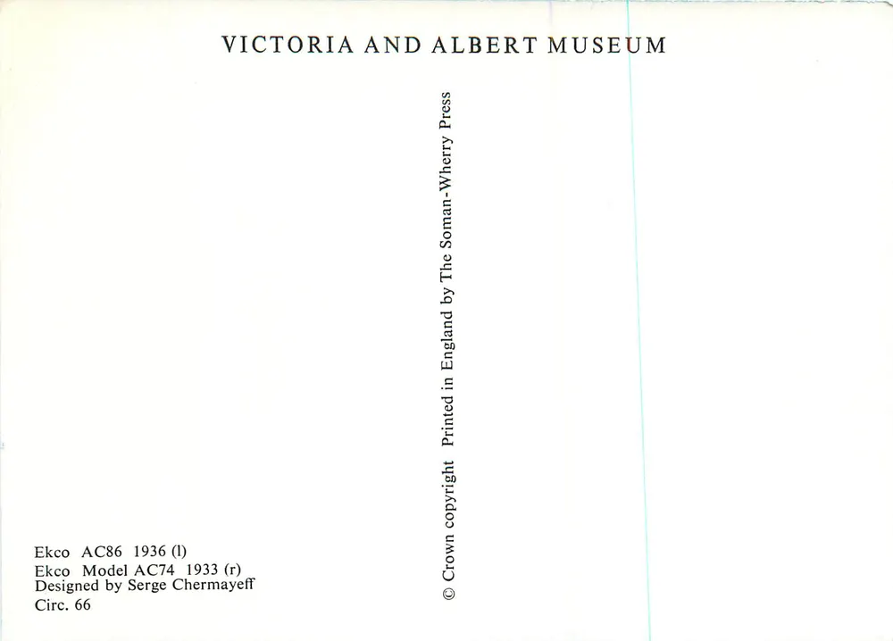Deux radios Ekco — modèle AC86 (1936, gauche) et AC74 (1933, droite) — Victoria and Albert Museum - Verso