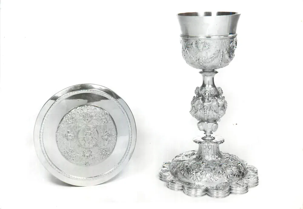 Chalice and Paten — Silver gilt, French (Paris); 1638-9 — Victoria and Albert Museum - Recto