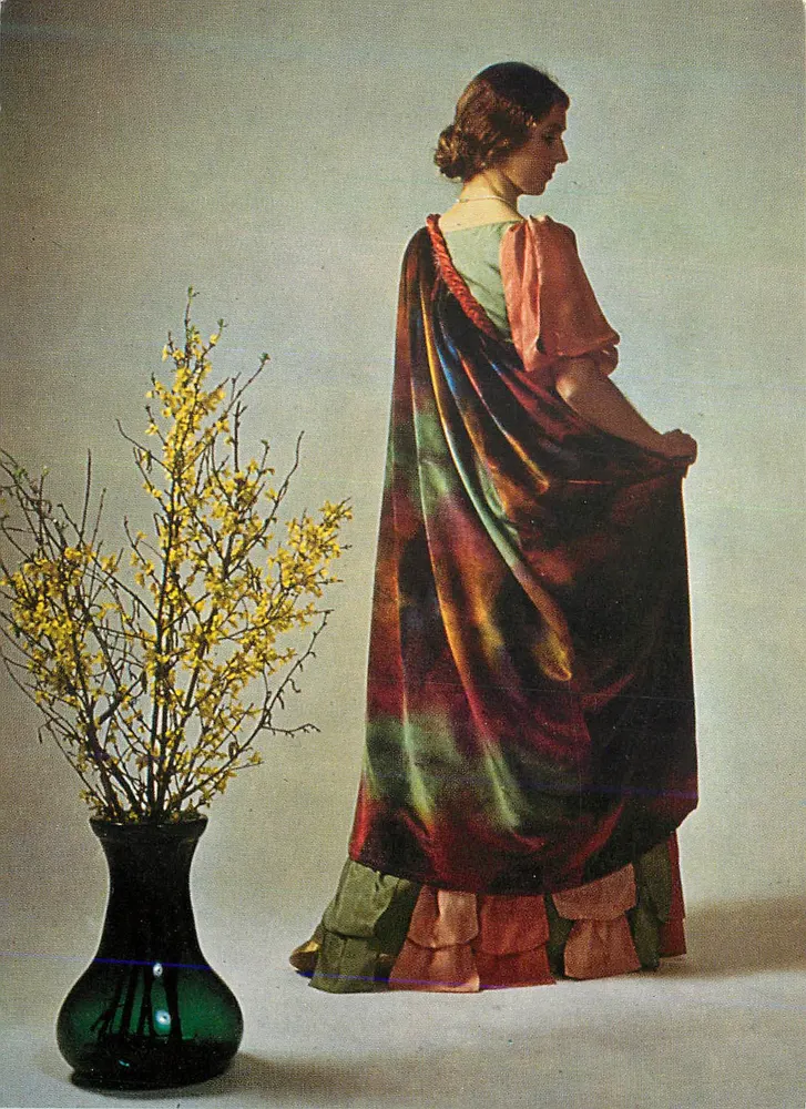 Robe de soirée 'Calypso' — Paul Poiret, 1933 — Victoria and Albert Museum - Recto