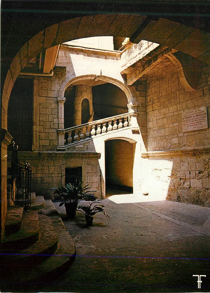 Hotel de Montcalm — Montpellier (século XVIII) — Edições Septfontis - Frente