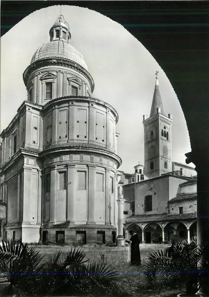 Bologna - Die Apse und Kuppel der Kapelle S. Domenico (1597) — Der Glockenturm (14. Jahrhundert) — Verlag D. L. Studio Domenicano, Bologna - Vorderseite
