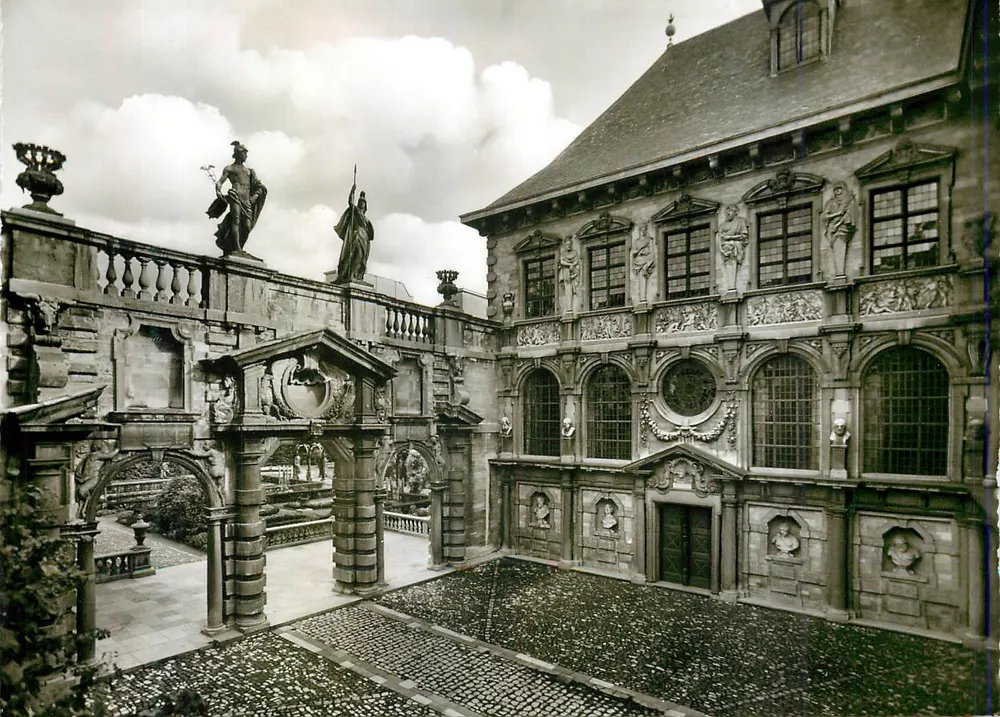 Antwerpen - Rubenshaus / La maison de Rubens — Portique et façade de l'atelier — Éditeur De Belder, N° 100 - Recto
