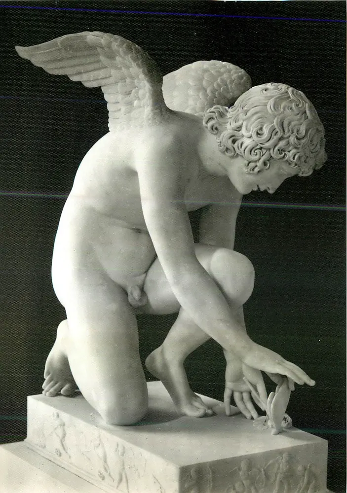 L'Amour — sculpture en marbre — A.-D. Chaudet (1763-1810) — Musée du Louvre, Pavillon de Flore - Recto