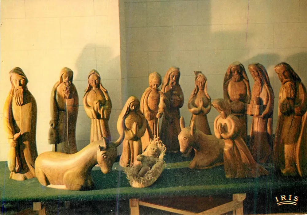 Crèche — Holzsantons — Abbaye de Saint-Michel de Frigolet - Vorderseite