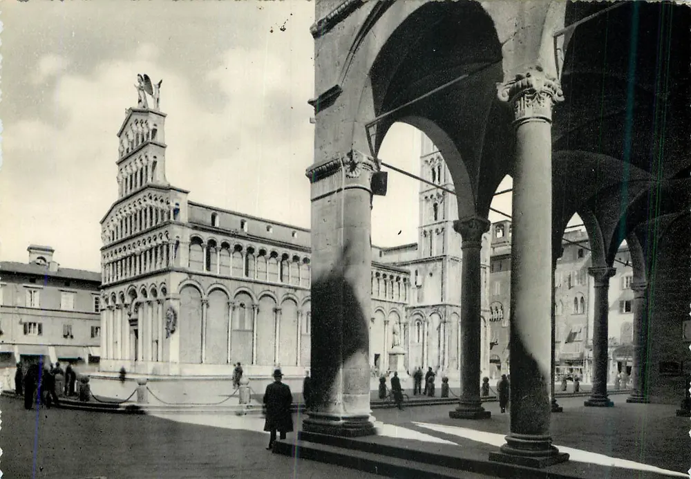 Lucca - Saint Michael and Loggia of the Palazzo Pretorio - Front