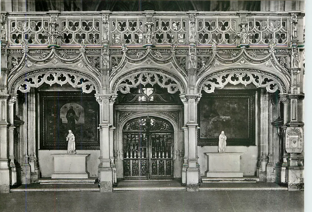 Kirche von Briou — Anfang des 16. Jahrhunderts — Service Commercial Monuments Historiques, Paris - Vorderseite