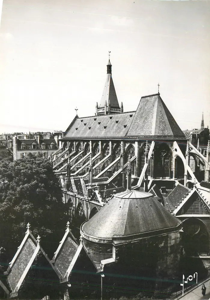 Igreja de Saint-Séverin e seu Cloître — Paris — Éditions d'Art Martel, n° 672 - Frente