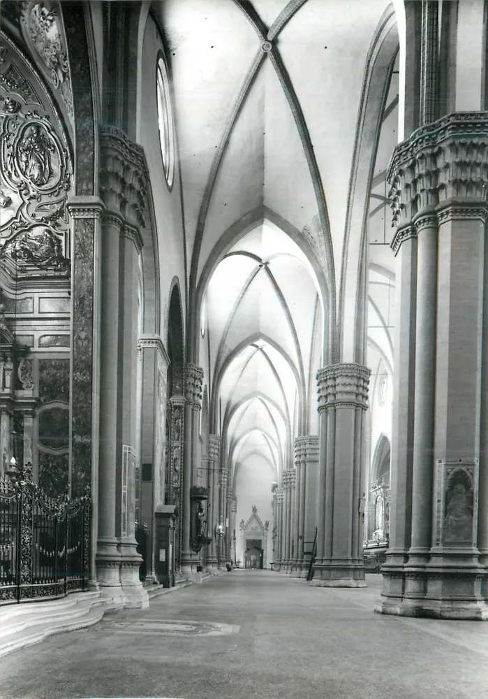 Basilika S. Petronio — Ostnave — Éditions Foto Villani, Bologna - Vorderseite