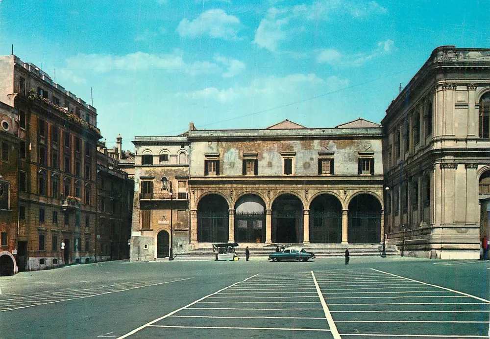 Piazza San Pietro in Vincoli — Basílica de S. Pedro in Vincoli — Editor Enrico Verdest, n° 317.908 - Frente