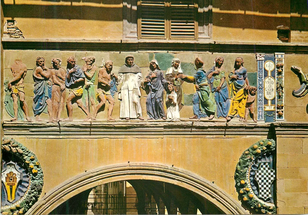 Pistoia - Ospedale del Ceppo - Robbianiano Fries — Dekoration des Hospitals del Ceppo von Robbia - Vorderseite