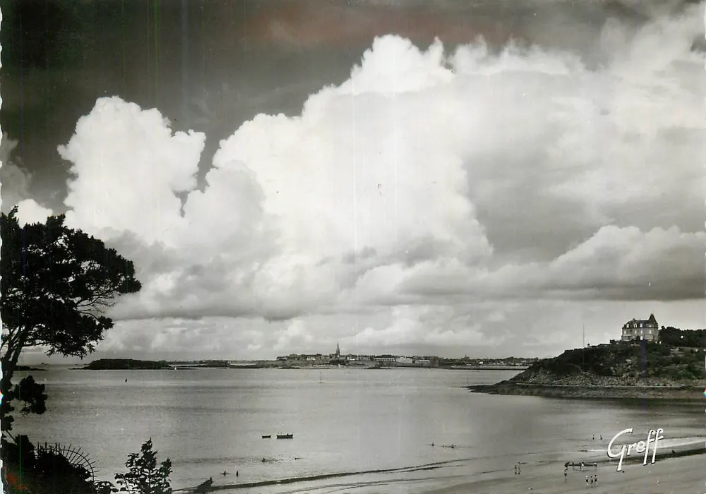 Dinard (Ille-et-Vilaine) — Die Bucht und allgemeiner Blick auf St-Malo — Edition GREFF - Vorderseite