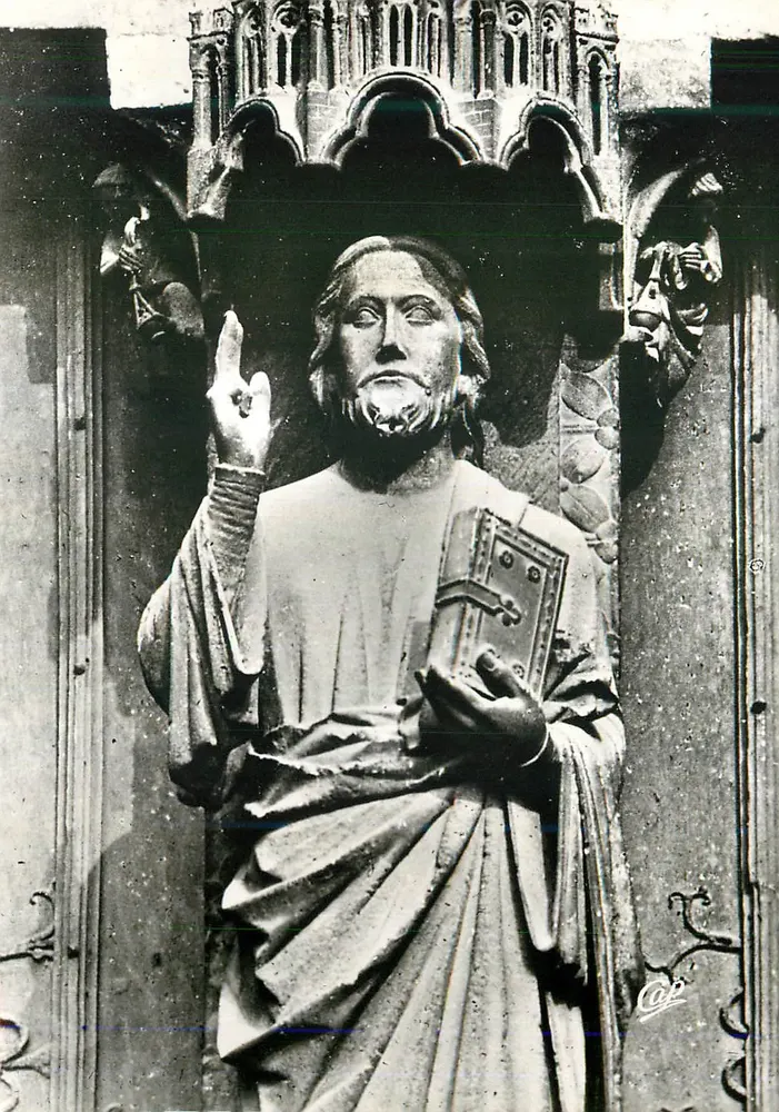 Estátua de São João Batista — catedral de Chartres — editor Cap - Frente
