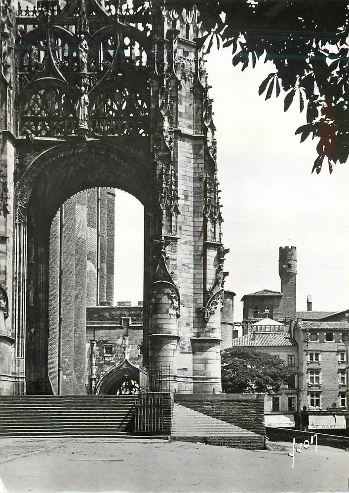 Portail de la cathédrale de Toulouse — vue d'ensemble — éditeur A. Gaspille, n° 17 - Recto