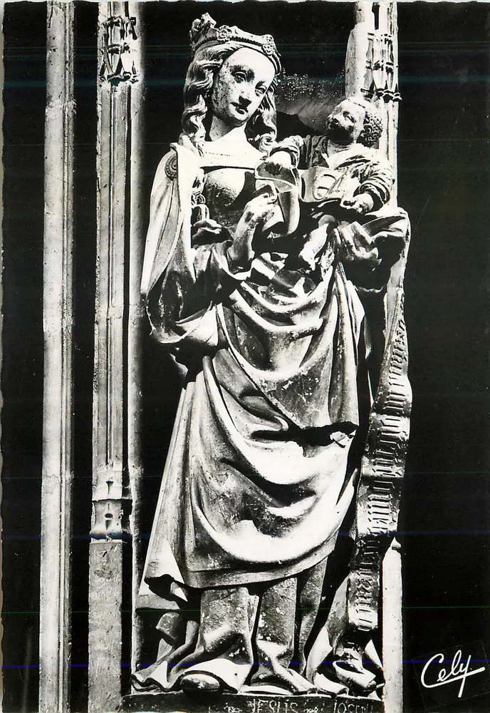 Statue der Jungfrau mit dem Kind — detail der Skulptur — Cely - Vorderseite