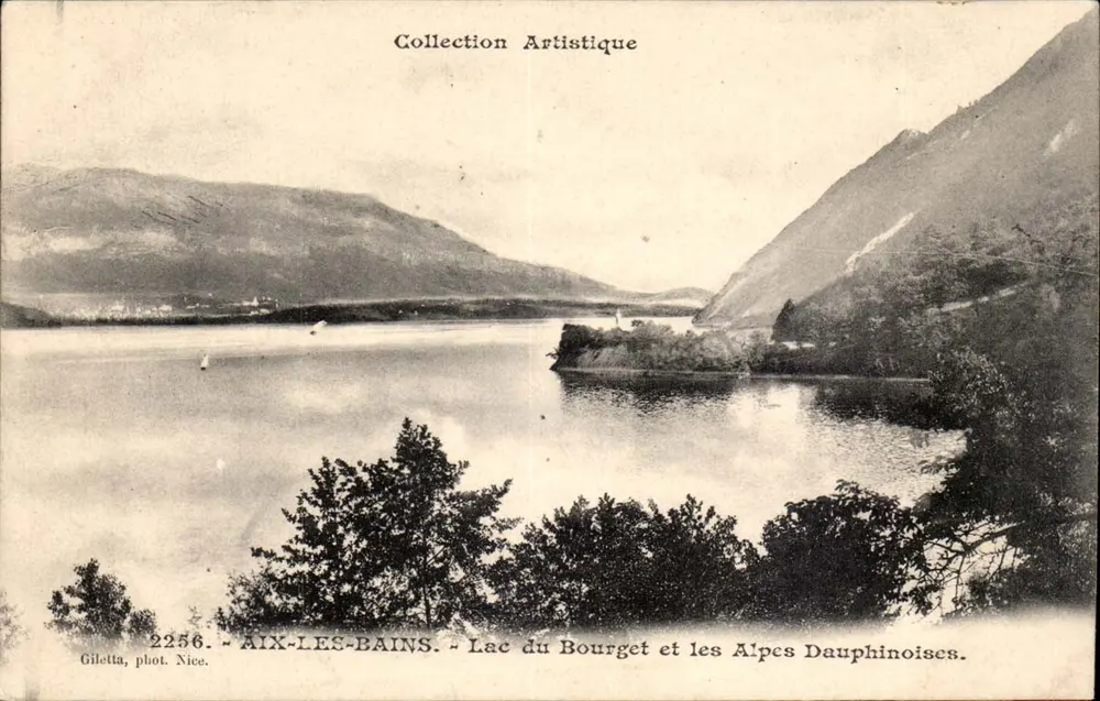 Lac du Bourget et les Alpes Dauphinoises — Aix-les-Bains — Collection Artistique, n°2256, Giletta, phot. Nice - Recto