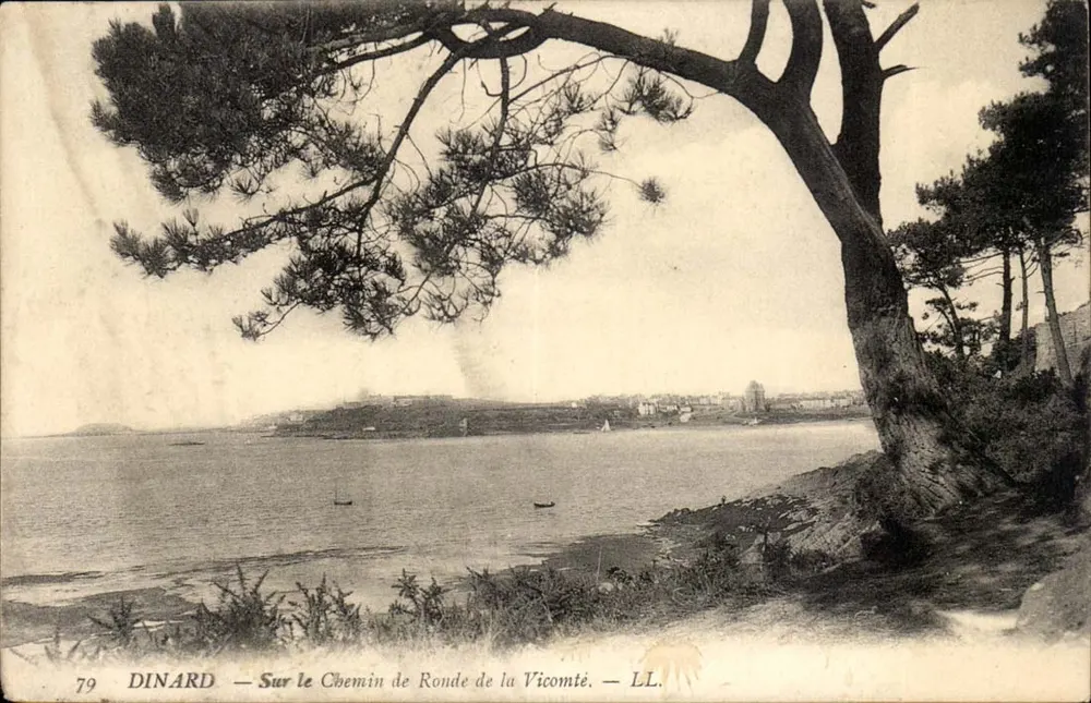 Dinard — Sur le Chemin de Ronde de la Vicomté — LL. n°79 - Recto