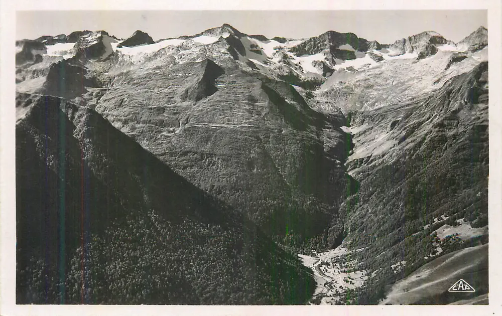 Montagnes enneigées — vue panoramique — éditeur A.S. - Recto