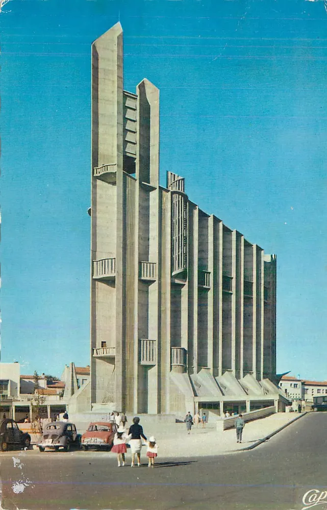 Igreja de São Pedro de Nice — arquitetura moderna — editor Cap - Frente