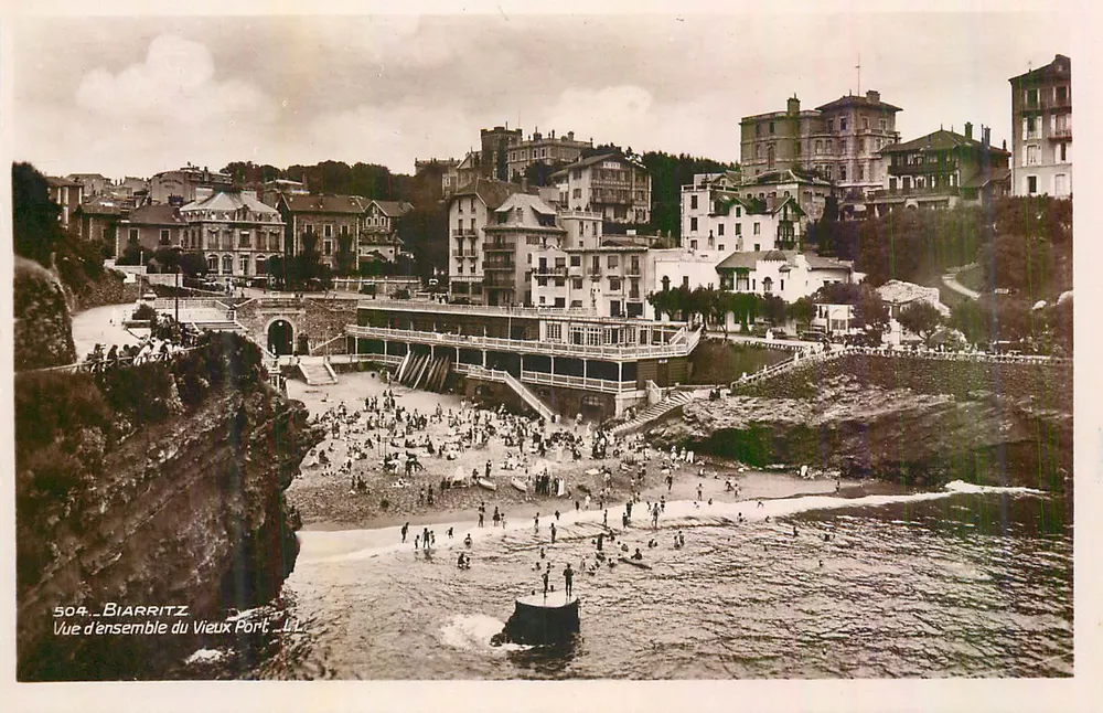 Biarritz — Vista geral do Velho Porto — série 504 - Frente