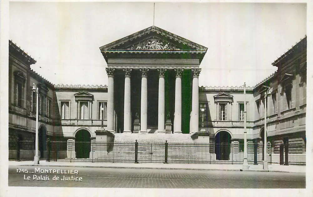 Montpellier — O Palácio de Justiça — 1745 - Frente