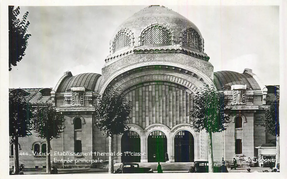 Vichy — Établissement thermal de 1ère classe — Entrée principale — Jocogne - Recto