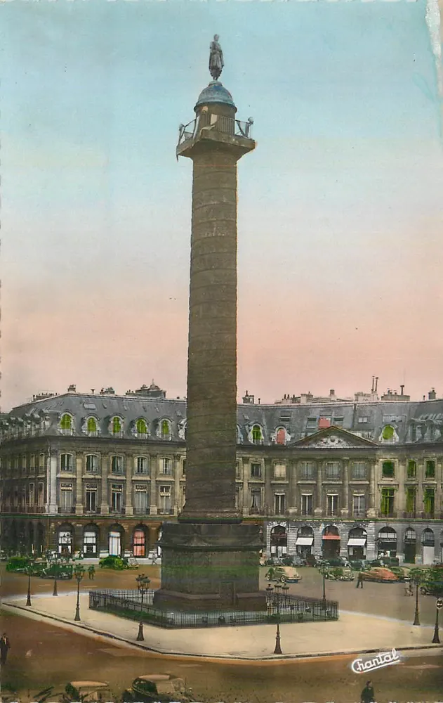 Coluna da Praça da República — Paris — Chantal - Frente