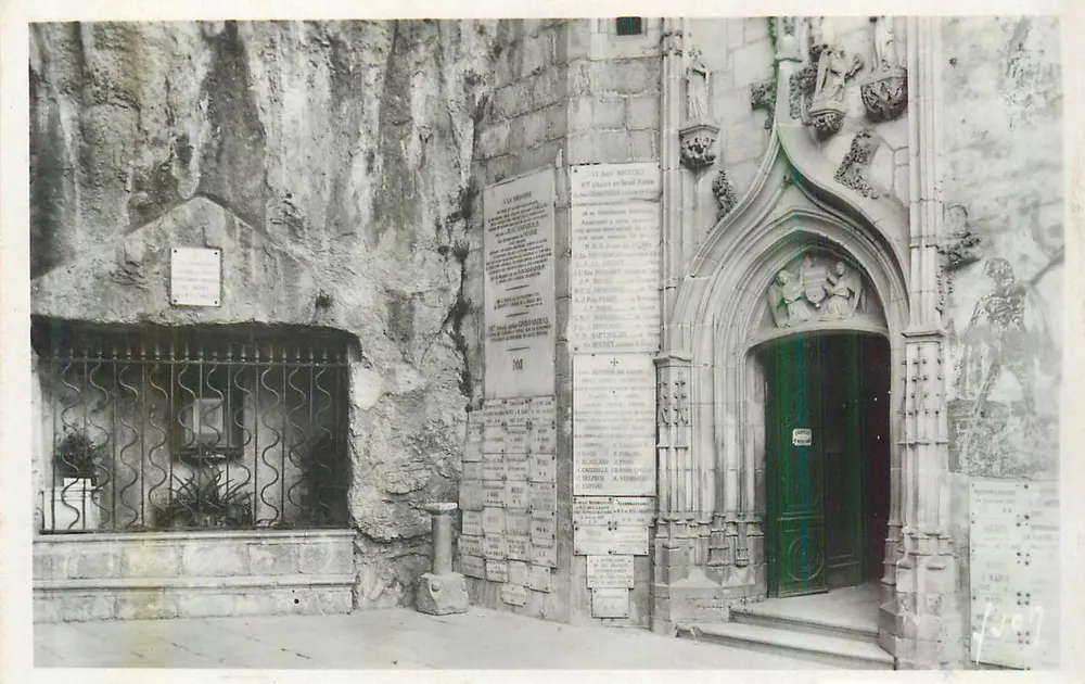 Kirche Saint-Pierre von Montpellier — Fassade und Krypta — unbekannter Verlag, Seriennummer nicht lesbar - Vorderseite