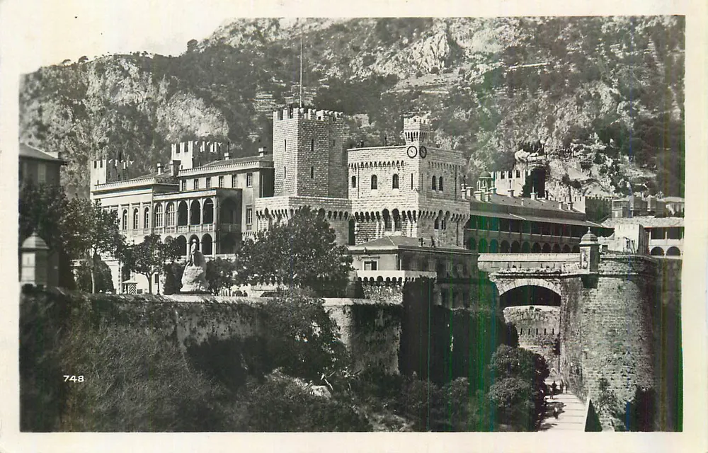 Castelo de Mônaco — vista panorâmica — editor desconhecido, número de série 748 - Frente